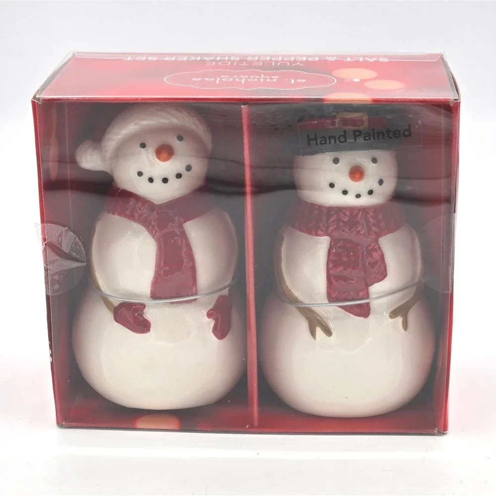 St. Nicholas Square Yuletide Snowman‎ Salt & Pepper Shaker Set